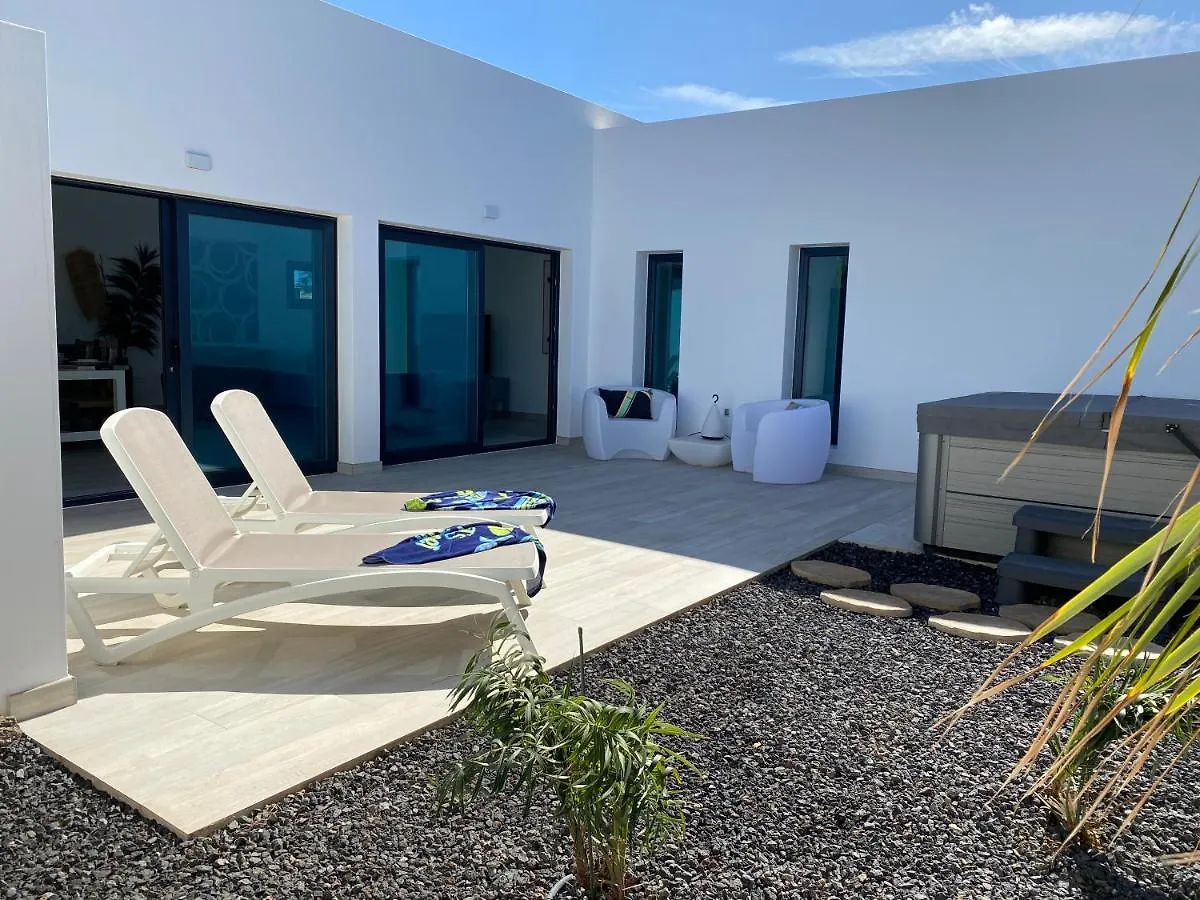 Casa Sora, Agradable Villa Con Banera Hidromasaje Lajares