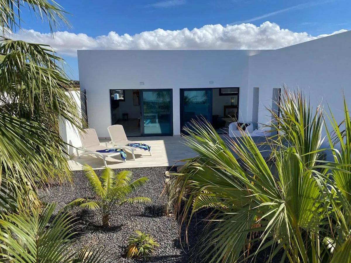 Casa Sora, Agradable Villa Con Banera Hidromasaje Lajares Spain