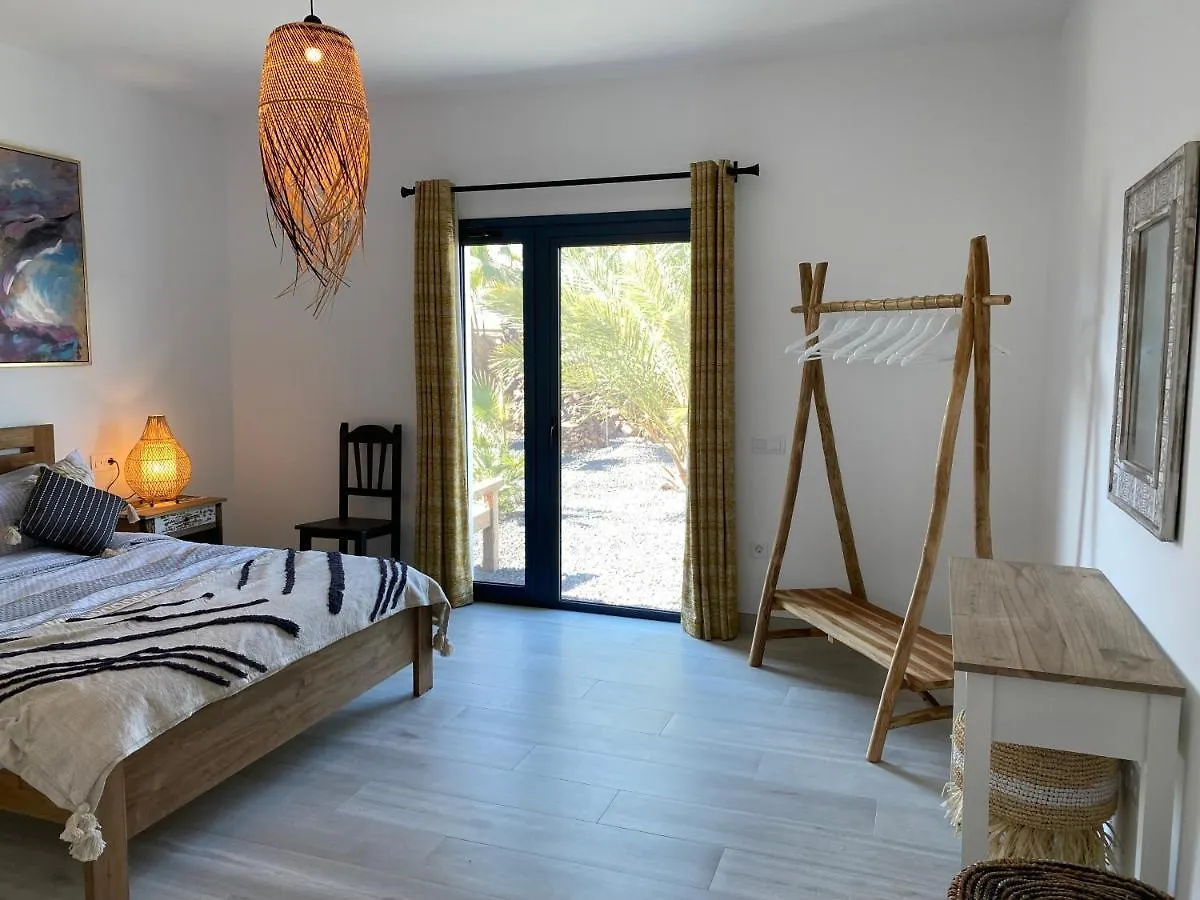 Casa Sora, Agradable Villa Con Banera Hidromasaje Lajares Spain